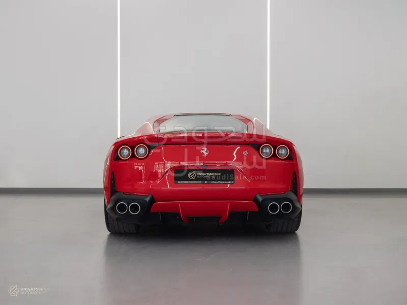 2020 فيراري 812 سوبر فاست