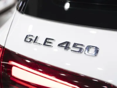 2025 مرسيدس - بنز جي إل إي 450