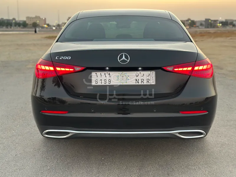 2022 مرسيدس - بنز سي 200