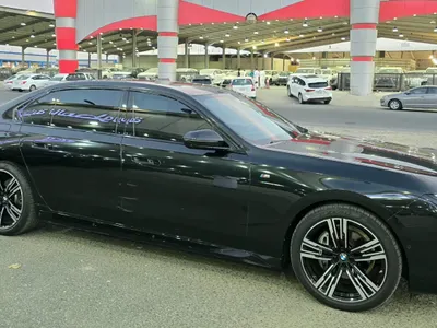 2024 بي ام دبليو الفئة السابعة 735أي
