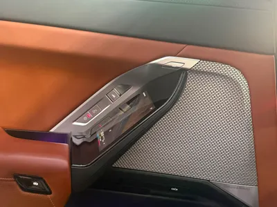 2024 بي ام دبليو الفئة السابعة 735أي