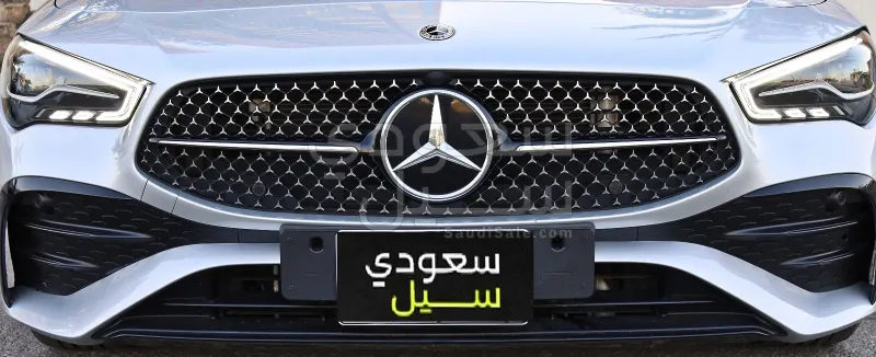 2024 مرسيدس - بنز سي إل أي 200