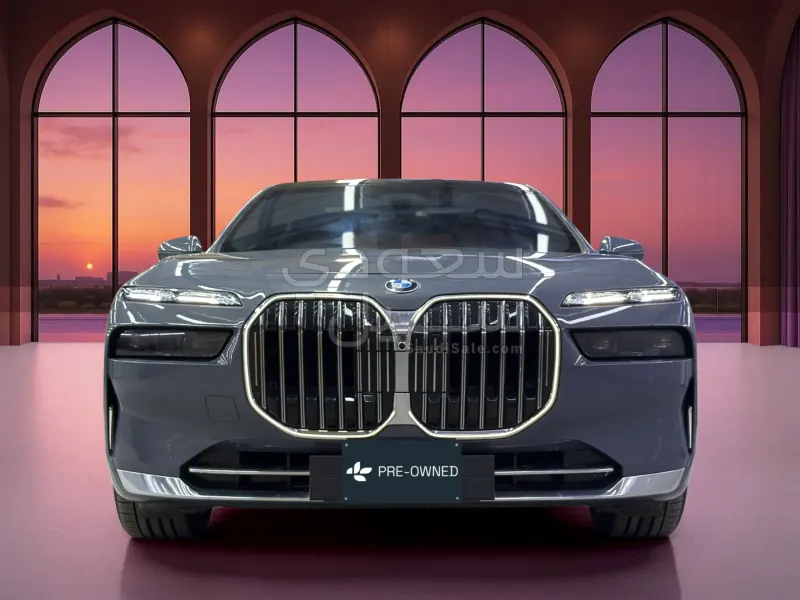 2026 بي ام دبليو الفئة السابعة 735أي