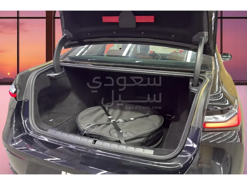 2026 بي ام دبليو الفئة السابعة 735أي