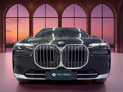 2026 بي ام دبليو الفئة السابعة 735أي