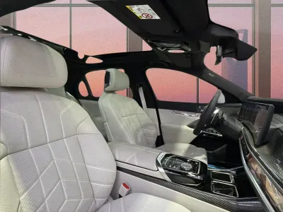 2026 بي ام دبليو الفئة السابعة 740أي