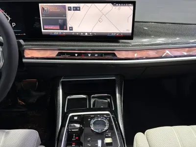2026 بي ام دبليو الفئة السابعة 740أي