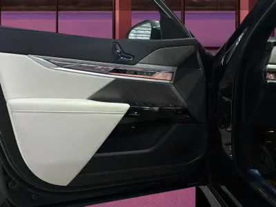 2026 بي ام دبليو الفئة السابعة 740أي