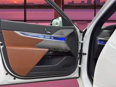 2024 بي ام دبليو الفئة السابعة 740أي