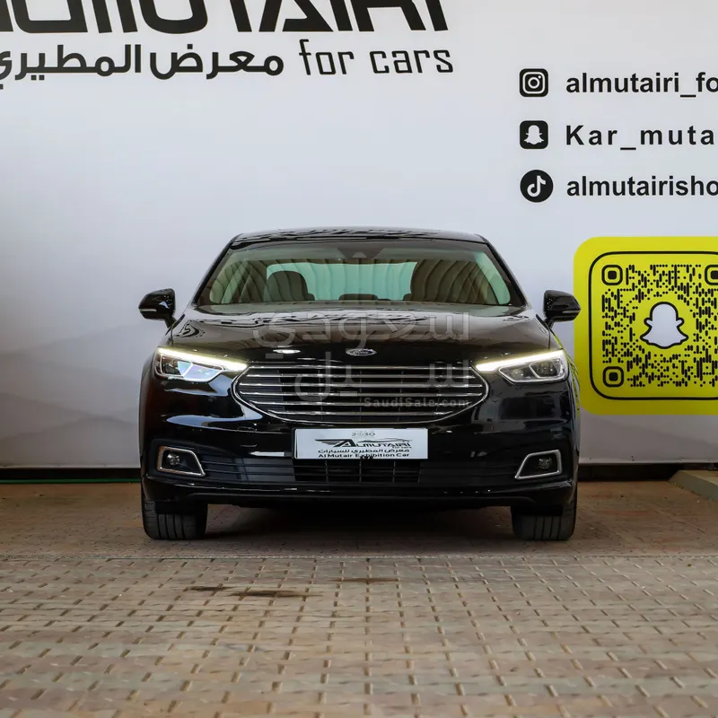 2021 فورد توروس ترند