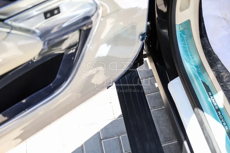2026 لاند روفر رينج روفر اتش اس اي