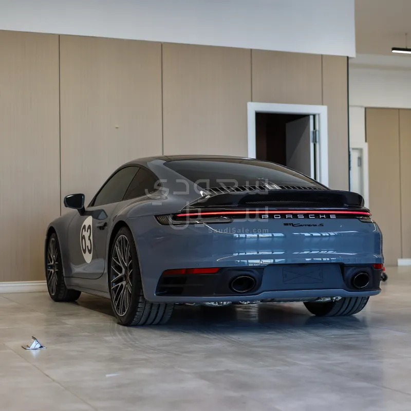 2023 بورش 911 كاريرا