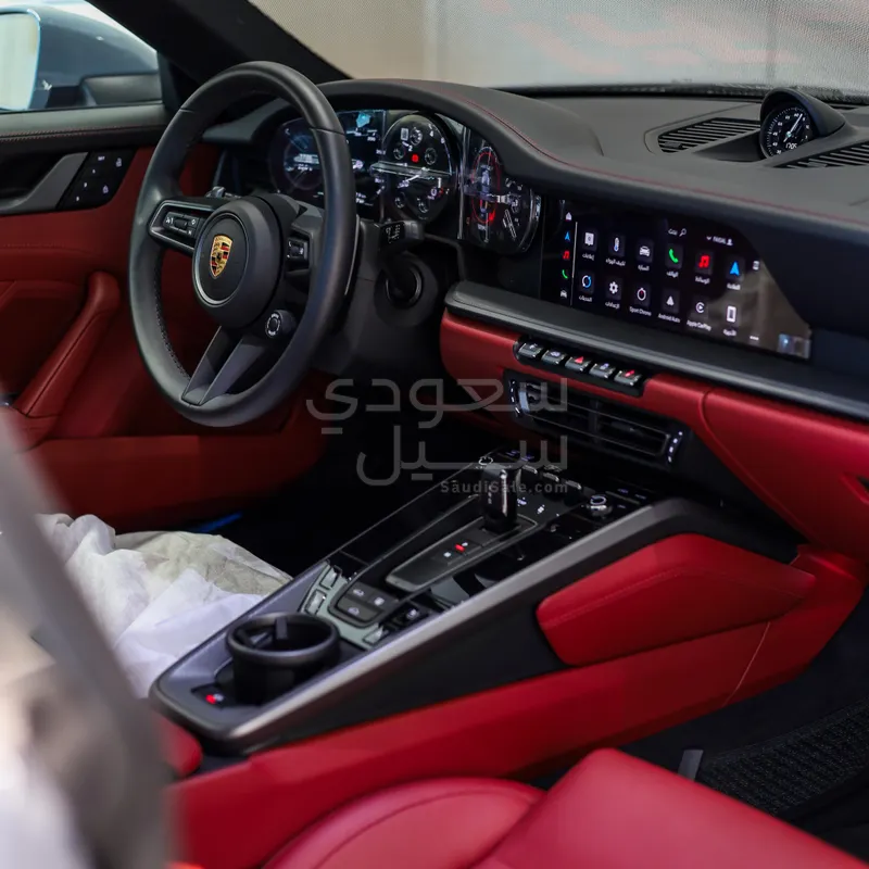 2023 بورش 911 كاريرا