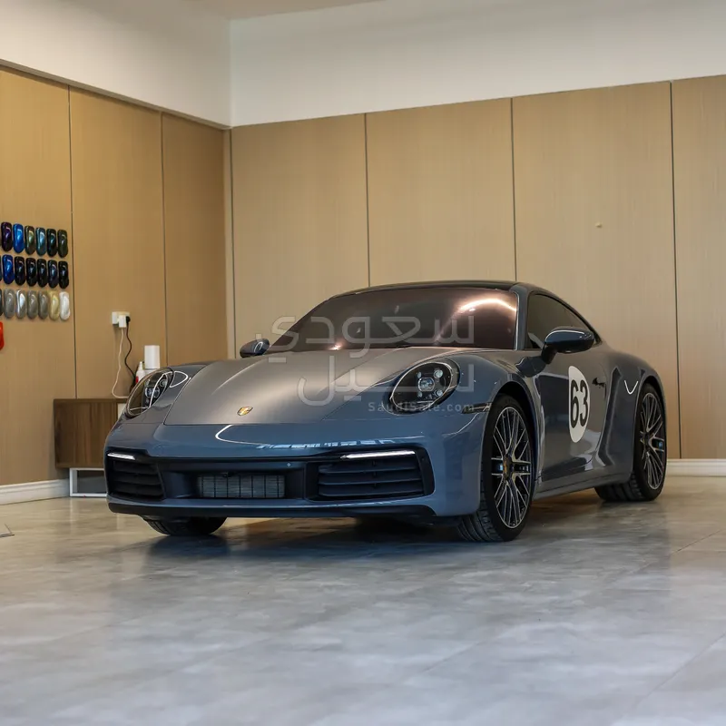 2023 بورش 911 كاريرا
