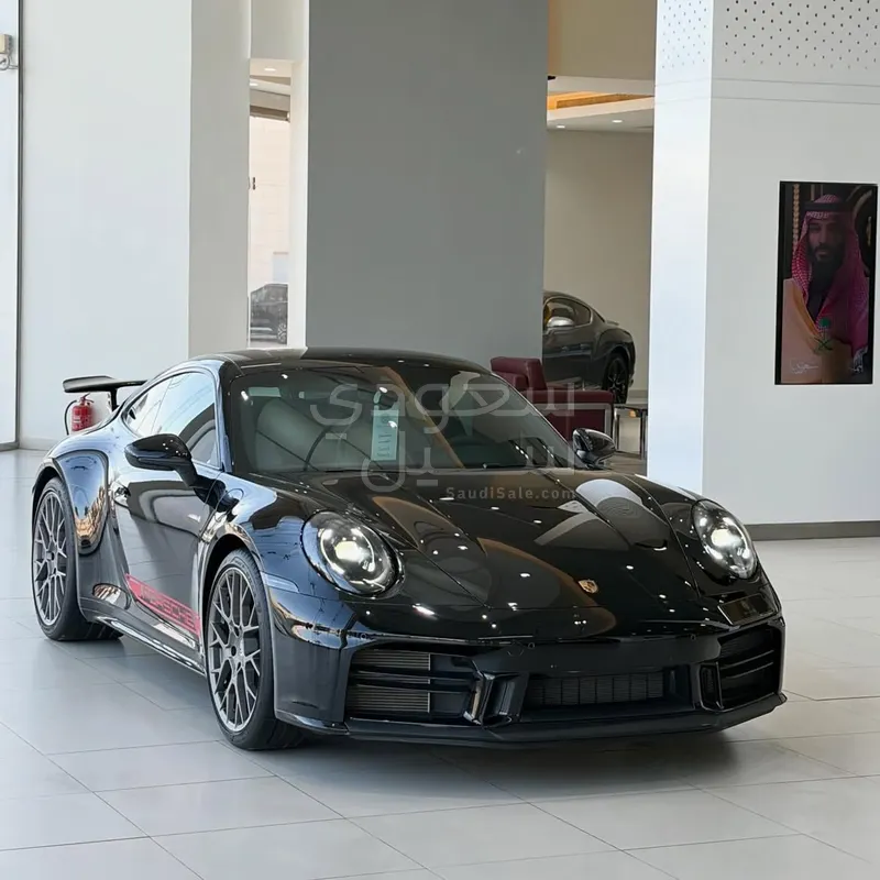 2025 بورش 911 كاريرا