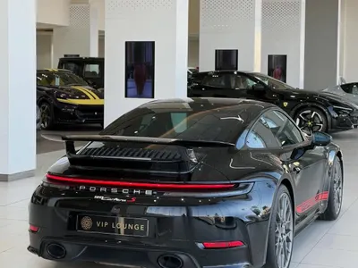 2025 بورش 911 كاريرا