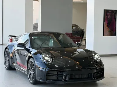 2025 بورش 911 كاريرا