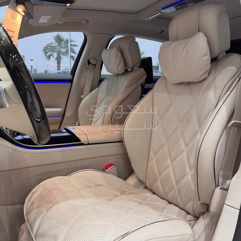 2022 مرسيدس - بنز إس 680 مايباخ