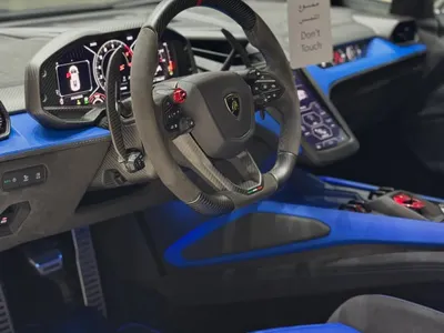 2025 لمبرجيني ريفويلتو
