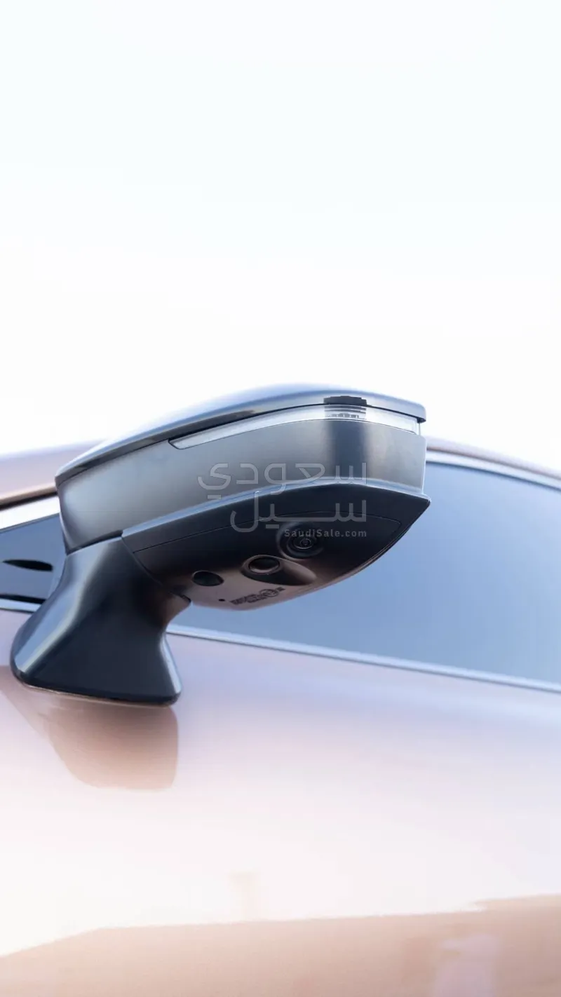 2023 تويوتا كراون بريميوم