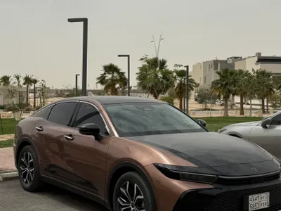 2023 تويوتا كراون بريميوم