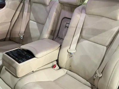 2015 لكزس إل إس 460 إل