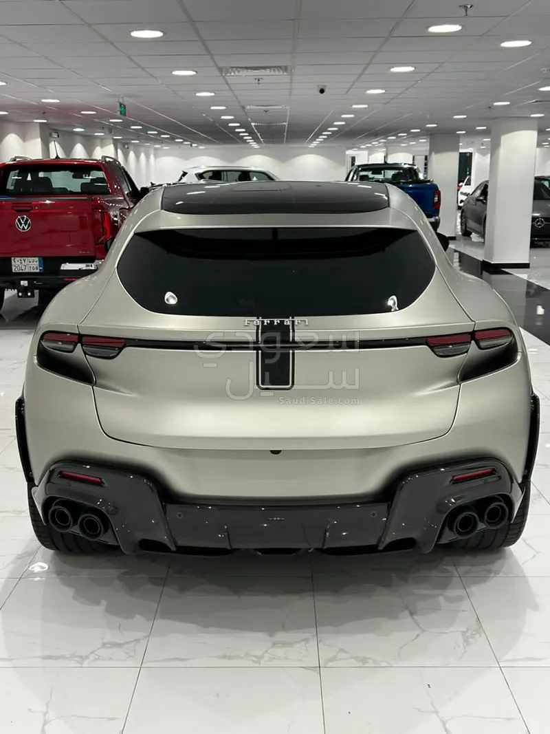 2023 فيراري بوروسانجوي