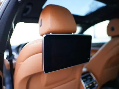 2020 بي ام دبليو الفئة السابعة 730 إل أي