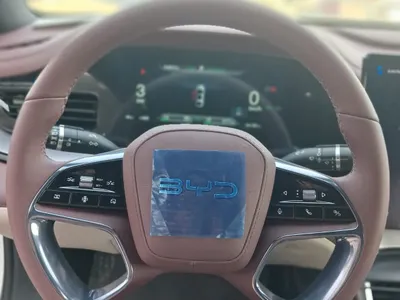 2026 بي واي دي سيل