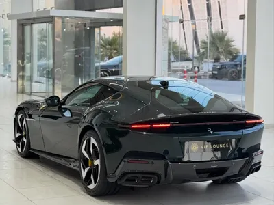 2025 فيراري 12 سيليندر