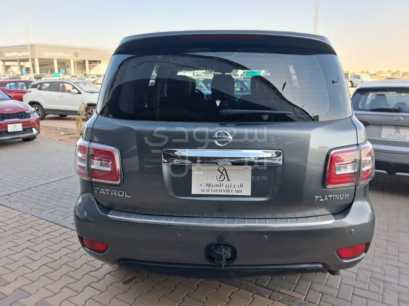 2019 نيسان باترول بلاتينيوم
