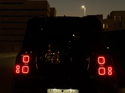 2023 لاند روفر ديفيندر 110