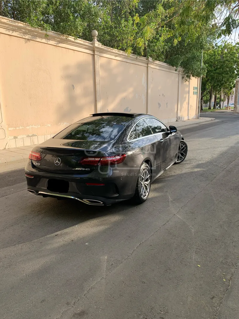 2021 مرسيدس - بنز إي 200 كوبيه أي إم جي