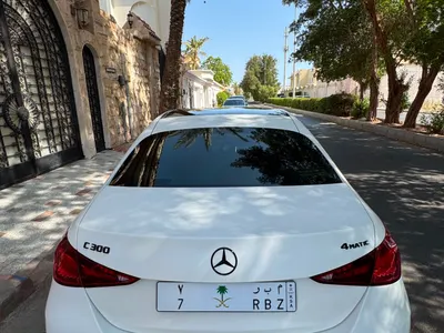 2023 مرسيدس - بنز سي 300 أي إم جي