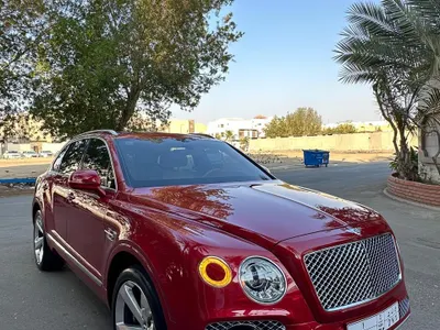 2020 بنتلي بنتايجا في 8