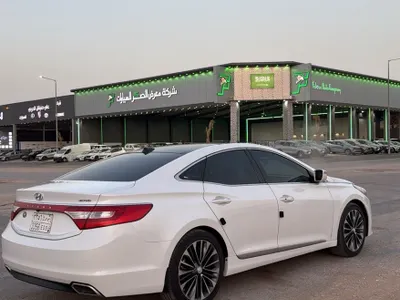 2016 هيونداي ازيرا سمارت