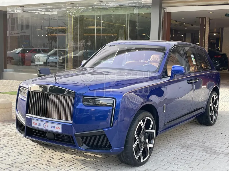 2023 رولز رويس كولينان بلاك بادج