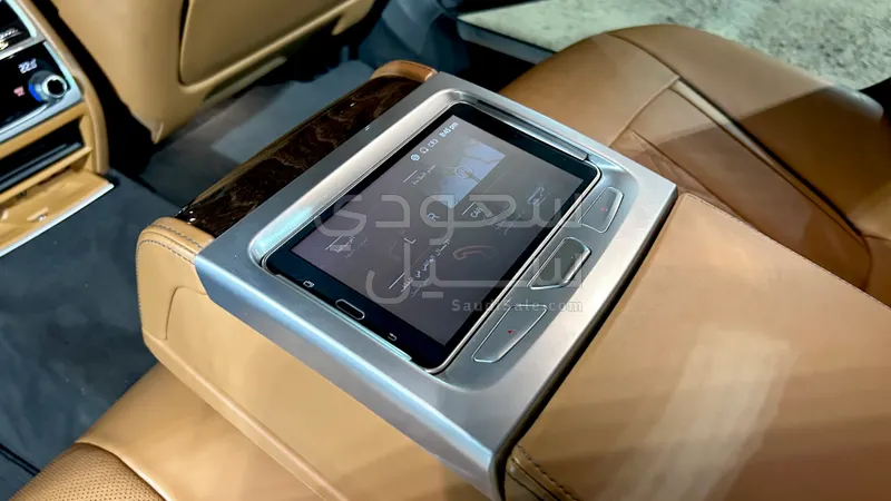 2022 بي ام دبليو الفئة السابعة 740 إل أي