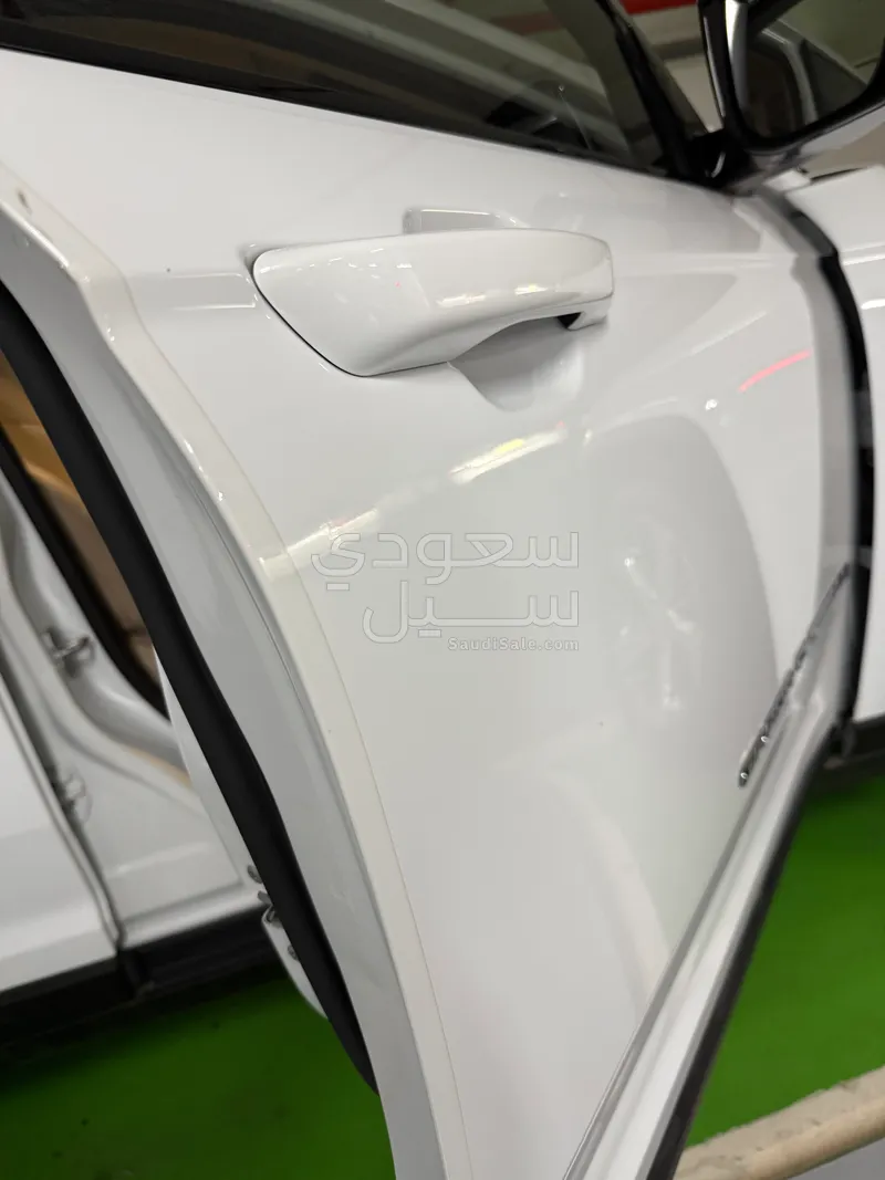 2022 جييب جراند شيروكي ليميتد