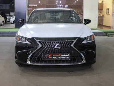 2025 لكزس إي إس 250