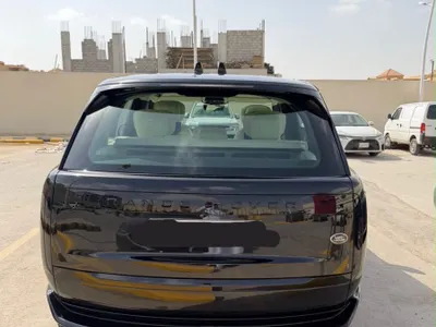 2022 لاند روفر رينج روفر فيرست اديشن