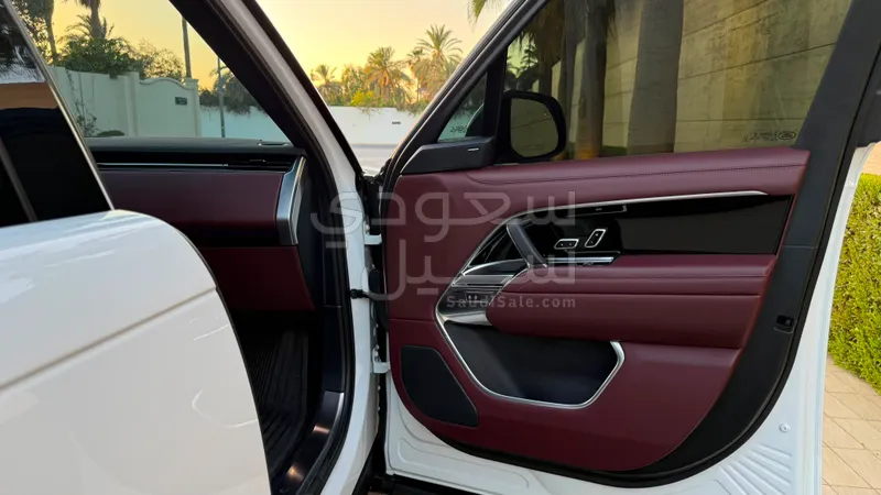 2023 لاند روفر رينج روفر اتش اس اي