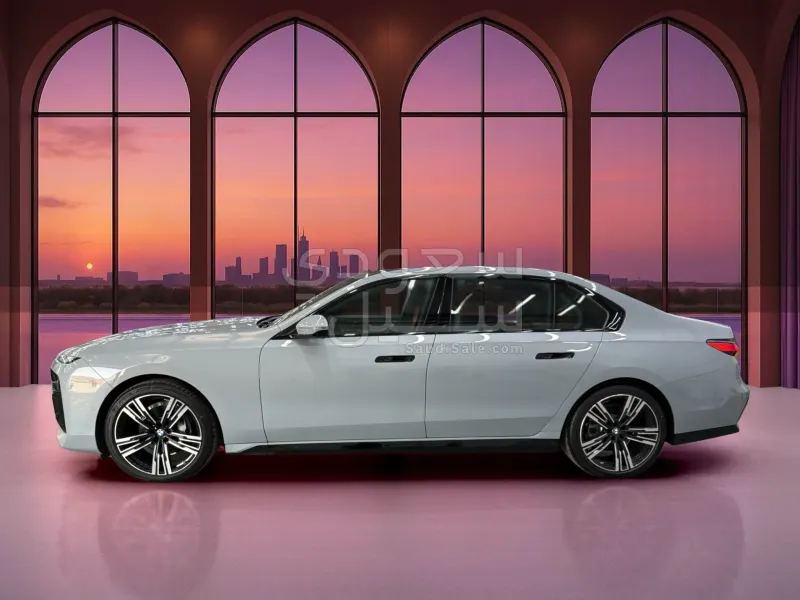 2026 بي ام دبليو الفئة السابعة 735أي