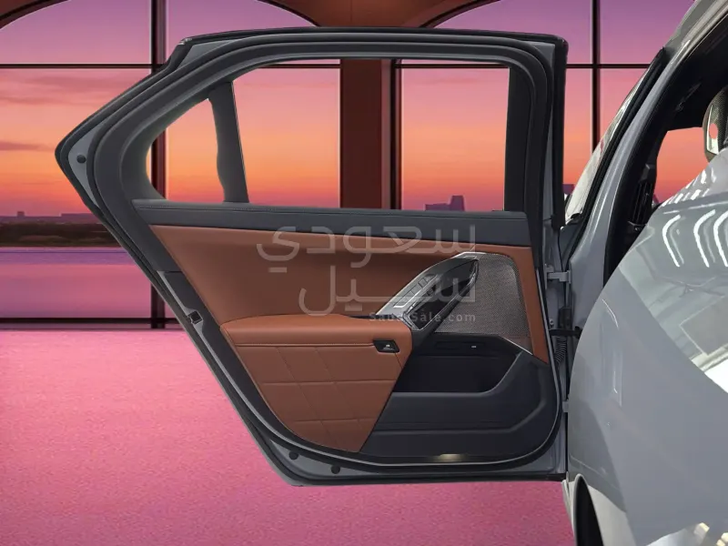 2026 بي ام دبليو الفئة السابعة 735أي