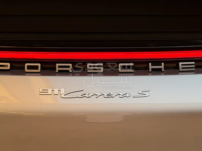 2023 بورش 911 كاريرا اس