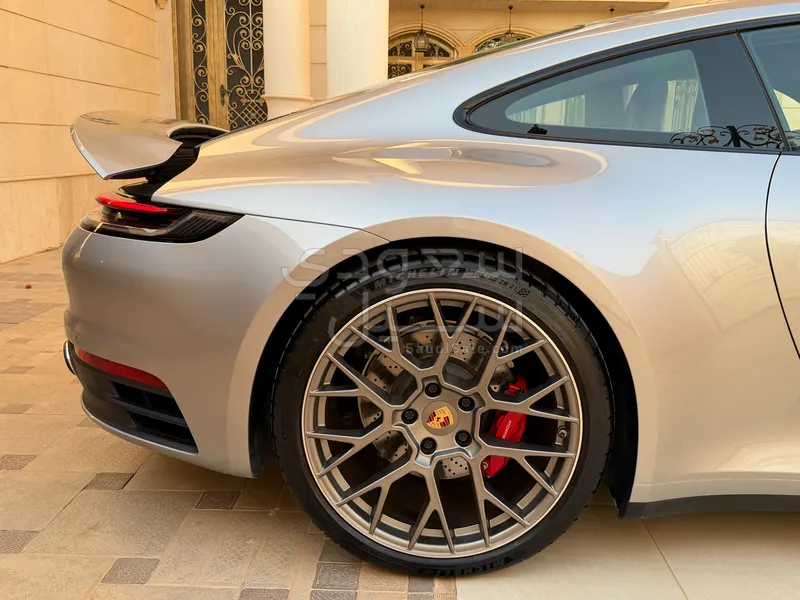 2023 بورش 911 كاريرا اس