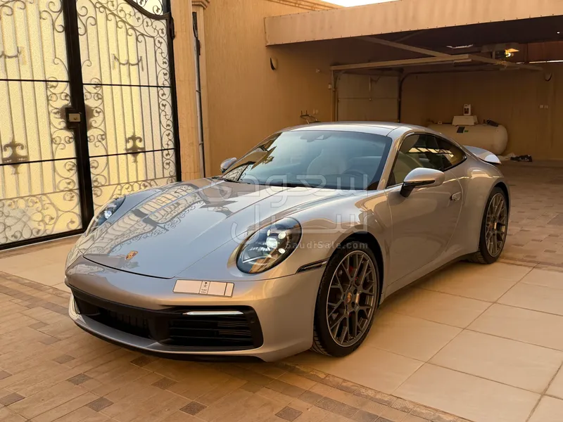 2023 بورش 911 كاريرا اس
