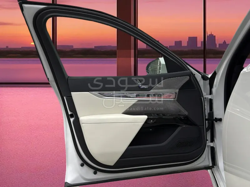 2026 بي ام دبليو الفئة السابعة 735أي