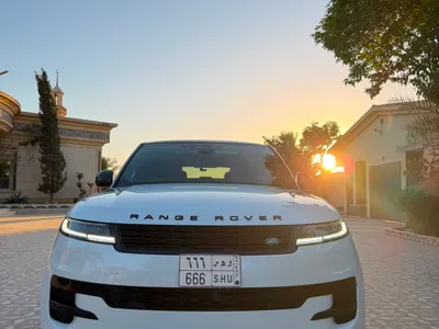 2025 لاند روفر رينج روفر سبورت اتش اس اي