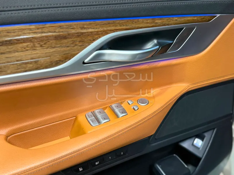 2019 بي ام دبليو الفئة السابعة 730 إل أي